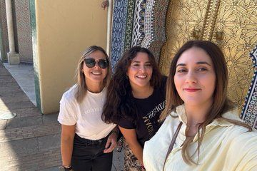 Authentic Fes Medina Tour for Solo Women Travelers with Youssra