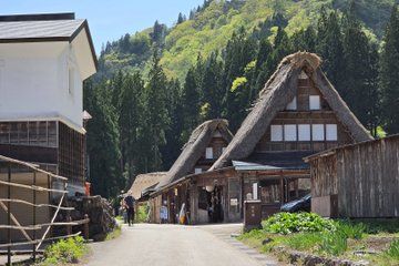 Toyama Gokayama Village Walk in Ainokura or Suganuma