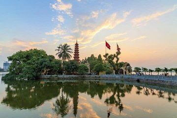Private Half Day Hanoi City Tour with Trainstreet