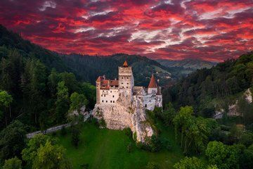 Two Castle Tour to Peles Castle and Bran Castle in Romania