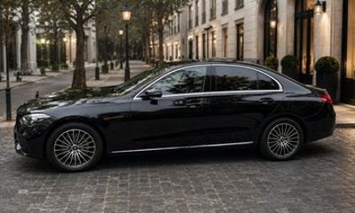 BVA Airport to and from Paris Premium Private Transfer