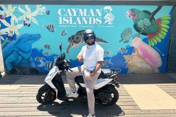 Cruise Port 125cc Scooter Rental in Grand Cayman