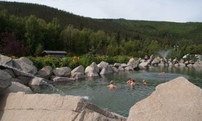 Chena Hot Springs Day Tour with Ice Museum Admission