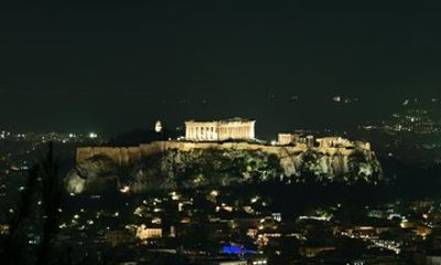 Athens by Night Private City Tour and Illuminations Experience