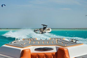 Hurghada Private 4hrs Speed Boat Trip Swim With Dolphins & Island