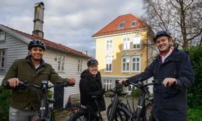 Bergen E Bike Tour Explore Cobblestone Streets and Local Culture