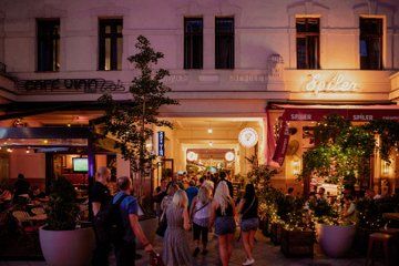 Jewish Quarter History & Culture Walking Tour Budapest
