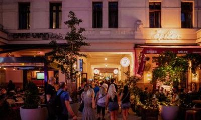 Jewish Quarter History & Culture Walking Tour Budapest