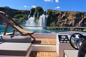 Private Motor Yacht Day Charter in Antalya