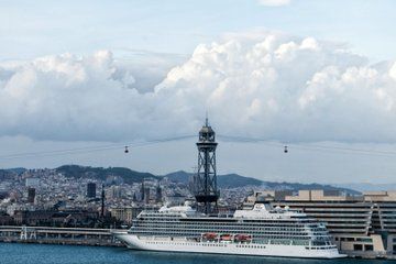 Barcelona Private Transfer Hotel to Cruise Port 2026