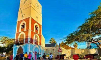 Oranjestad City Sunset Bike Tour