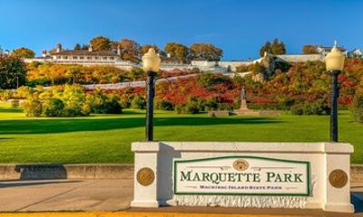 2 Day Private Tour Chicago to Mackinac Island Exploration