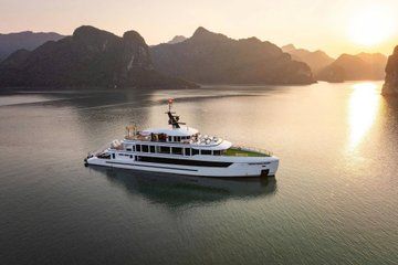 Hera Cruise Lan Ha Bay and Halong Bay Day Tour from Hanoi
