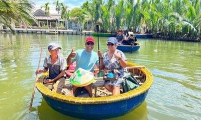 Hoi An City Coconut Jungle Boat Ride and Release Flower Lantern
