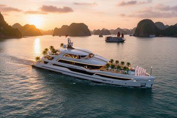 Halong Bay Shared Tour with Boat and Kayak