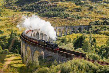 Private Shore Tour of Glenfinnan & Glen Nevis Mountains