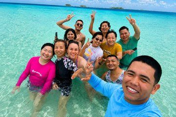 San Blas Snorkeling Tour with Lunch and Transportation