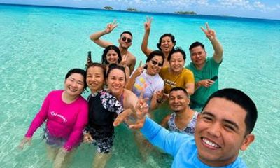 San Blas Snorkeling Tour with Lunch and Transportation