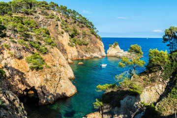 Private Costa Brava Kayak and Snorkel Tour