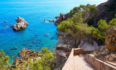 Private Costa Brava Hike & Swim Tour