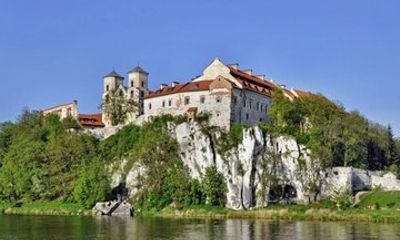 Electric Bicycle Trip from Krakow to Tyniec Abbey