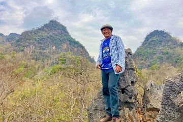 Pai Jungle Trek to Ban Rai Village and Spirit Sinkhole with Lunch
