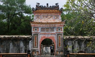 Hue Private Tour with a Local Guide