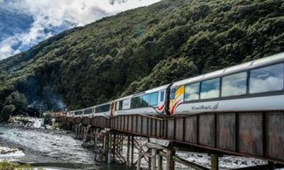 Arthur's Pass Tour and TranzAlpine 1way Greymouth to Christchurch