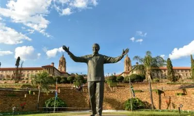Pretoria City and Cullinan Diamond Mine Full Day Tour