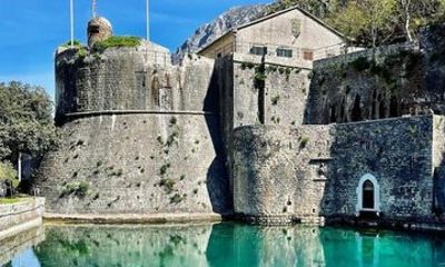 Kotor Highlights Tour Cable Car Ride and UNESCO Old Town Walk