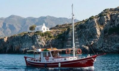 Private Cruise for Bachelorette Parties at Sunset or Sunrise
