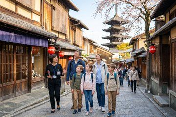 Port Pick Up Osaka to Kyoto Private Day Tour with Guide Vehicle