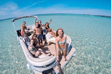 Pontoon Boat Rentals in Navarre Beach Explore at Your Own Pace