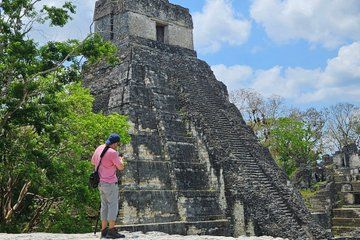 Tikal Group Tour from Flores