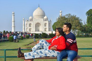 Sunrise Taj Mahal Skip The Line Tour from Delhi by Luxury Car
