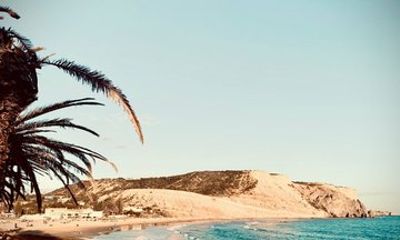 Private Boat Charter with Buffet and Drinks