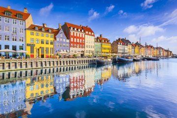 Copenhagen Private City Tour Nyhavn and Palaces and Landmarks