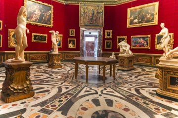 Uffizi Gallery Fast Track Audio Guide or Small Group options