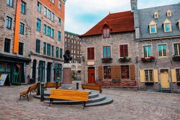 Private Day Trip from Montreal to Quebec and Cable Car Ride