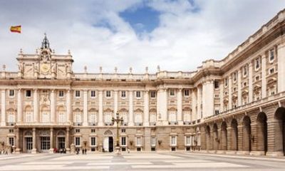 Madrid Private Half Day Tour with Royal Palace, Historic Center