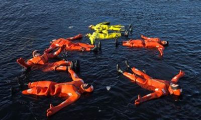 Svalbard Icebreaker Cruise and Arctic Floating Adventure