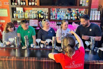Cocktail and Mixology Workshop in Porto Masterclass Festive