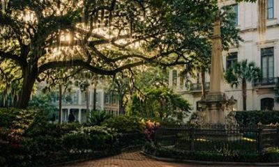 Savannah Self-Guided Discovery: Historic Squares & Southern Charm