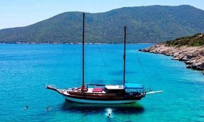 Private VIP Gulet Boat Sunset Tour With Dinner For 3 Hour