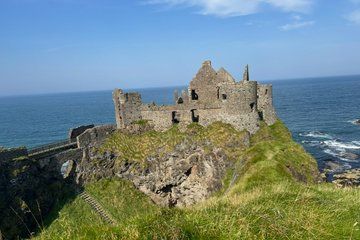 Minibus Private Giants Causeway groups up to 16