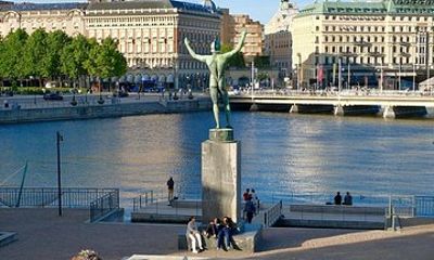 Walking tour Gamla Stan Discover the heart of Stockholm with us