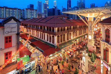 Heritage Tour with Food Tasting and 2 Light Shows
