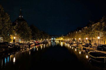Leiden's Shadows: A Dark History Walking Tour
