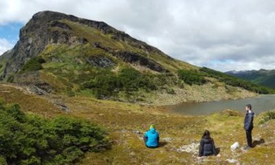 Private Hiking Tour to Explore the Andes and the Garibaldi Pass