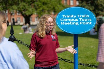 Dublin Trinity Trails Literary Tour and Oscar Wilde Show